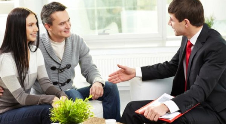 Reasons-to-work-with-a-professional-real-estate-broker